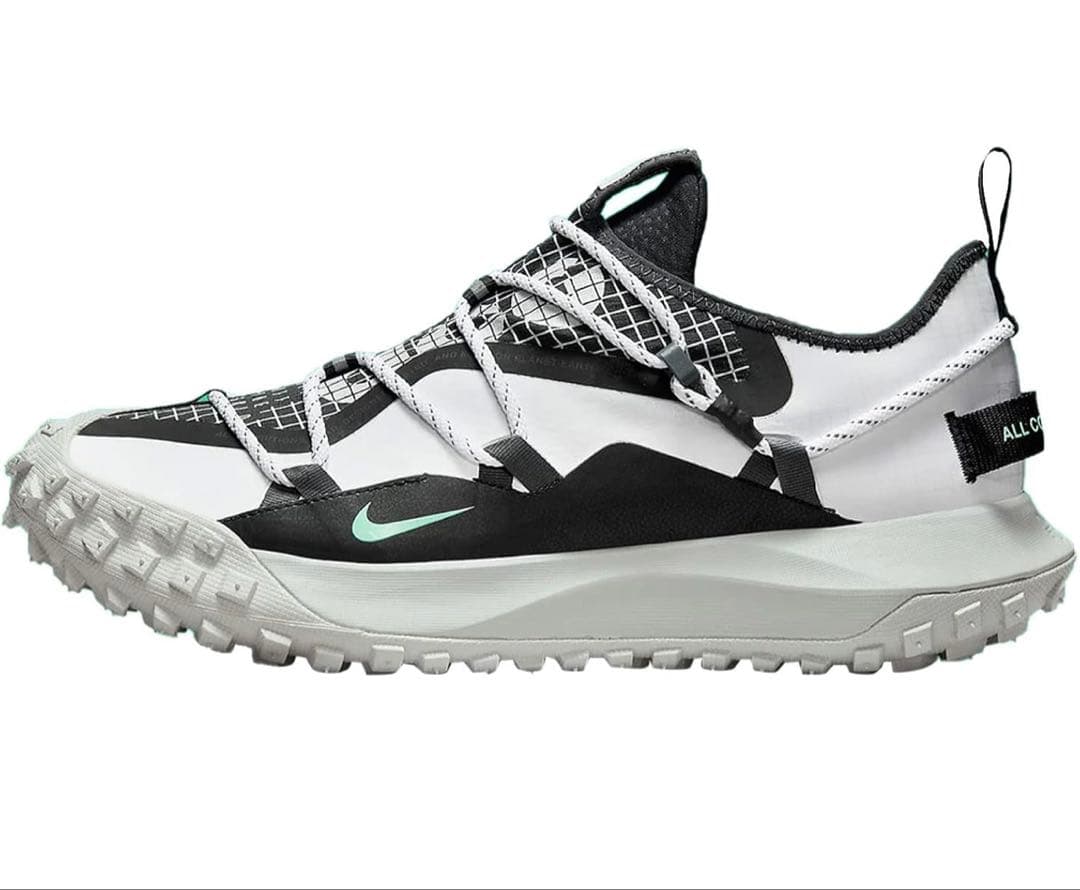 ナイキ NIKE ACG【ほぼ新品】マウンテンフライFLY LOW SE