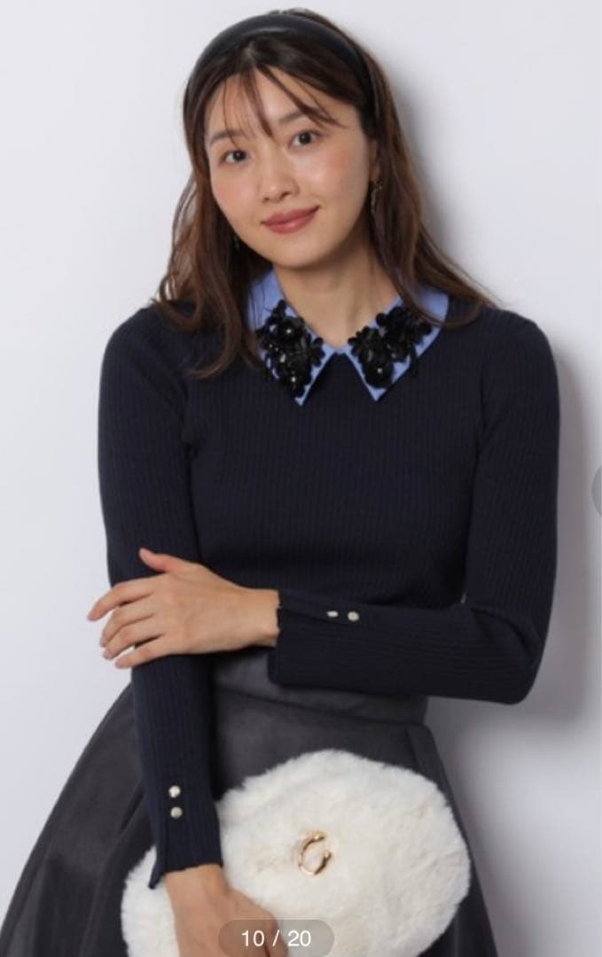 JUSGLITTYビジュー衿リブニット