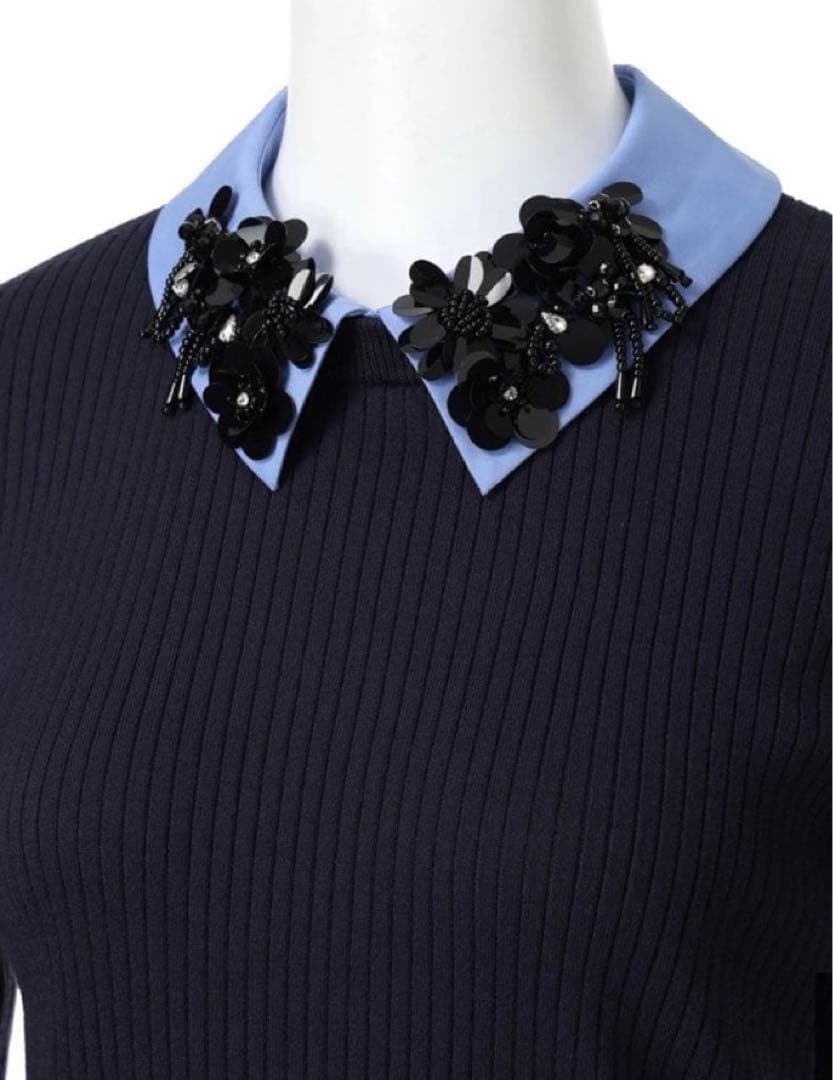 JUSGLITTYビジュー衿リブニット