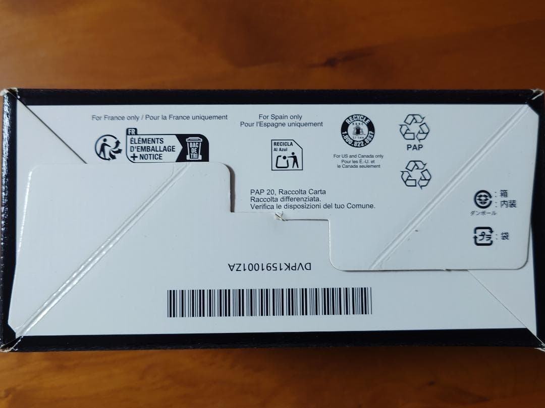 s*k様 Panasonic HC-VX3 4Kビデオカメラ(白) 未開封品