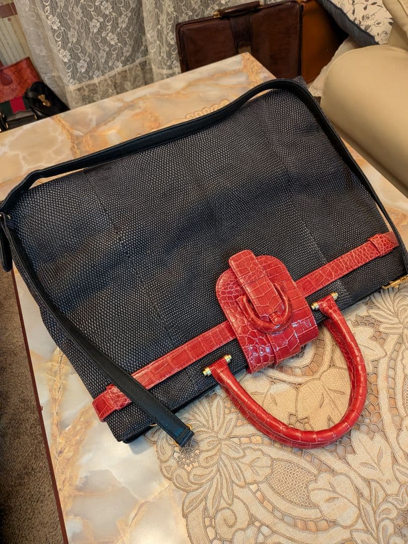 漆黒の華　最高級ピュアカシミアチェスターコート他2点　ブラック　百貨店購入