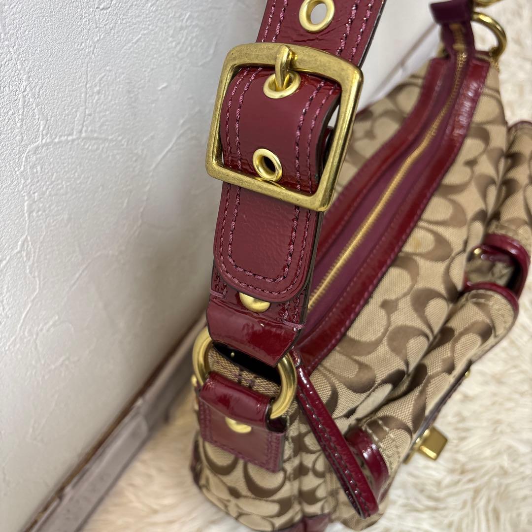 バッグ Coach Signature Legacy 65th Shoulder Bag