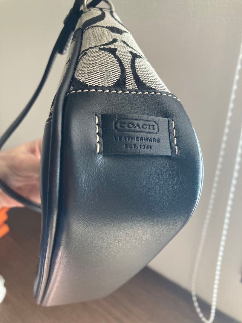 【新品】コーチ シグネチャーコレクション/アクセサリーポーチ/ハンドバッグ