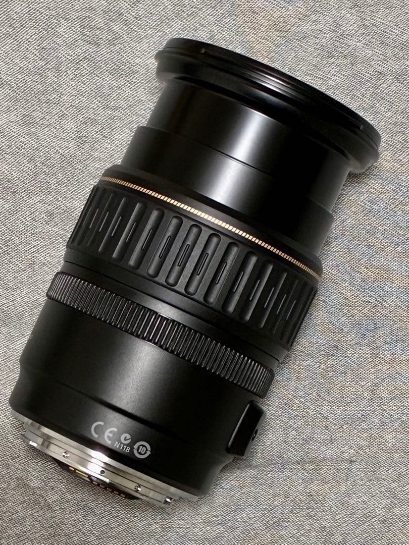 ⭐️極美品⭐️キャノンCanon EF28-135mm 3.5-5.6 IS USM