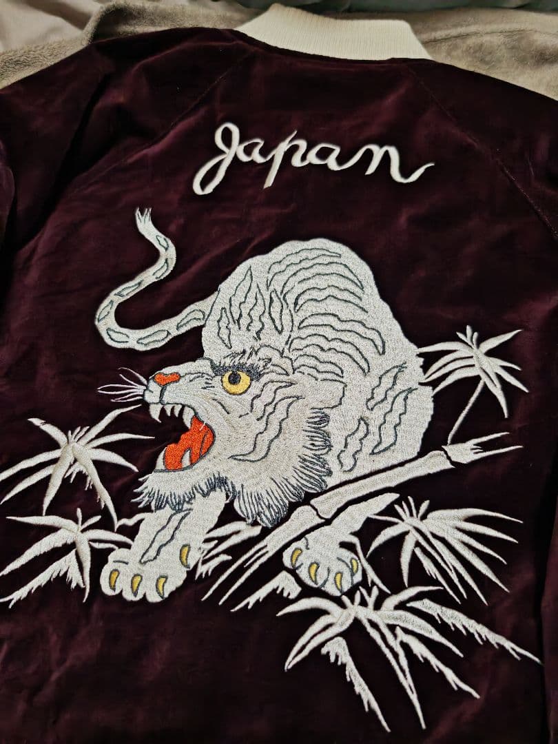 美品 2面用AVIREX USA 別珍 虎日本 スカジャン unisex サテン