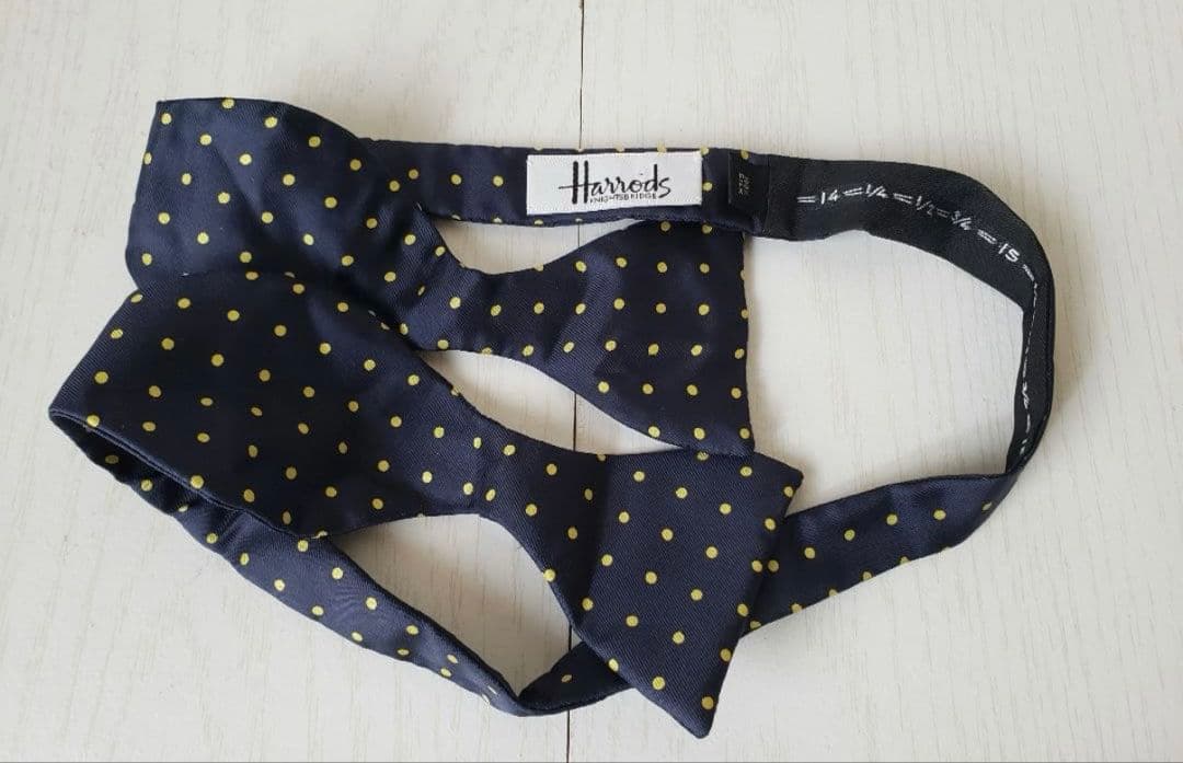 [トリートドレッシング等] 定価4万円以上 新郎4点セット