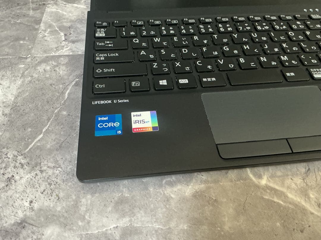 富士通 corei5 第11世代 新品NVMeSSD256GB office