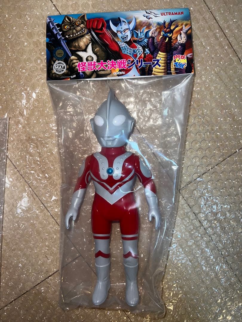 MAT ウルトラマンゾフィー　MEDICOM TOY　円谷プロ　ソフビ