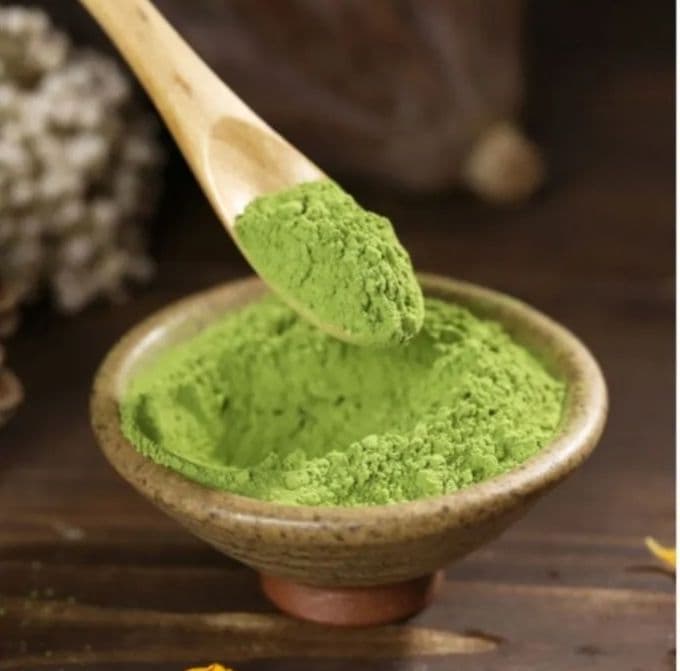 山政小山園　宇治抹茶　槇の白(まきのしろ)３００ｇ缶　特選茶筅百本立２個