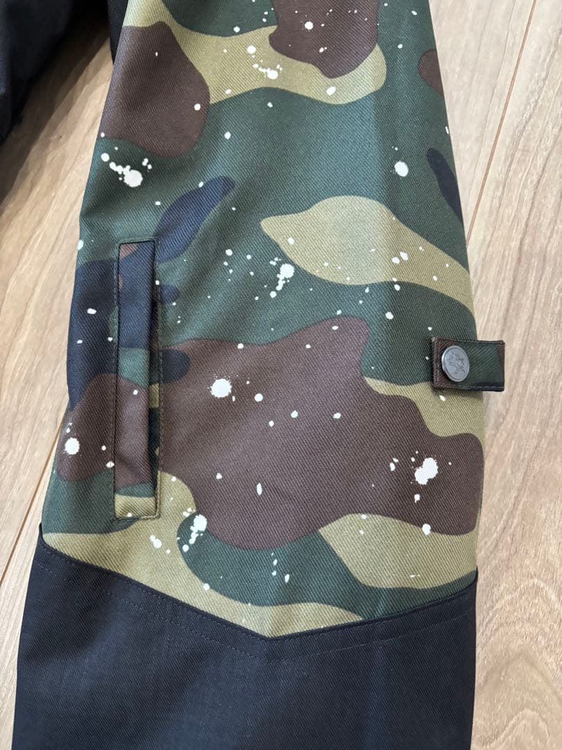 【redapple0322】迷彩柄ジャケット・グレーパンツセット　XL