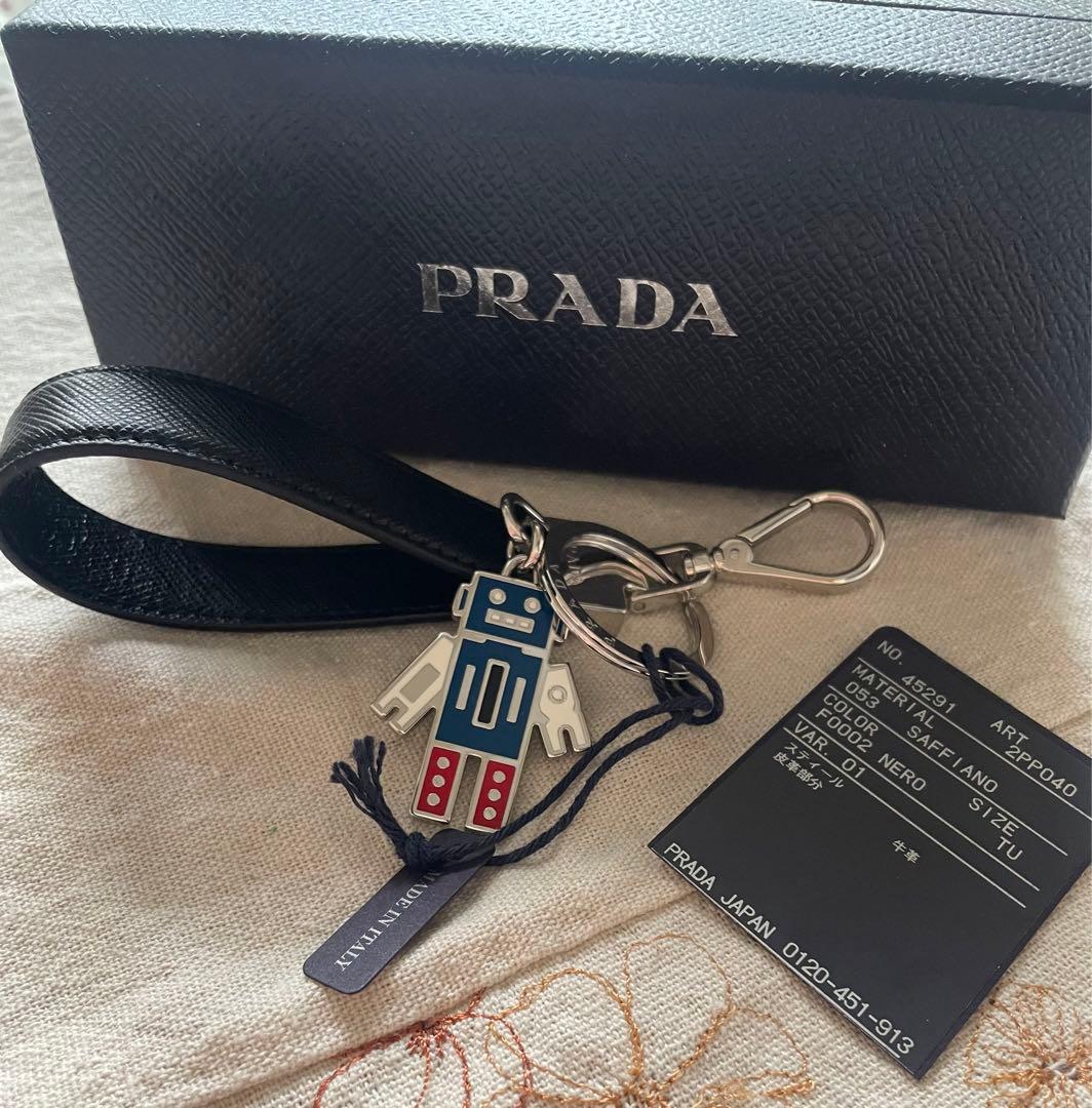 「未使用」PRADA ロボットデザイン キーホルダー
