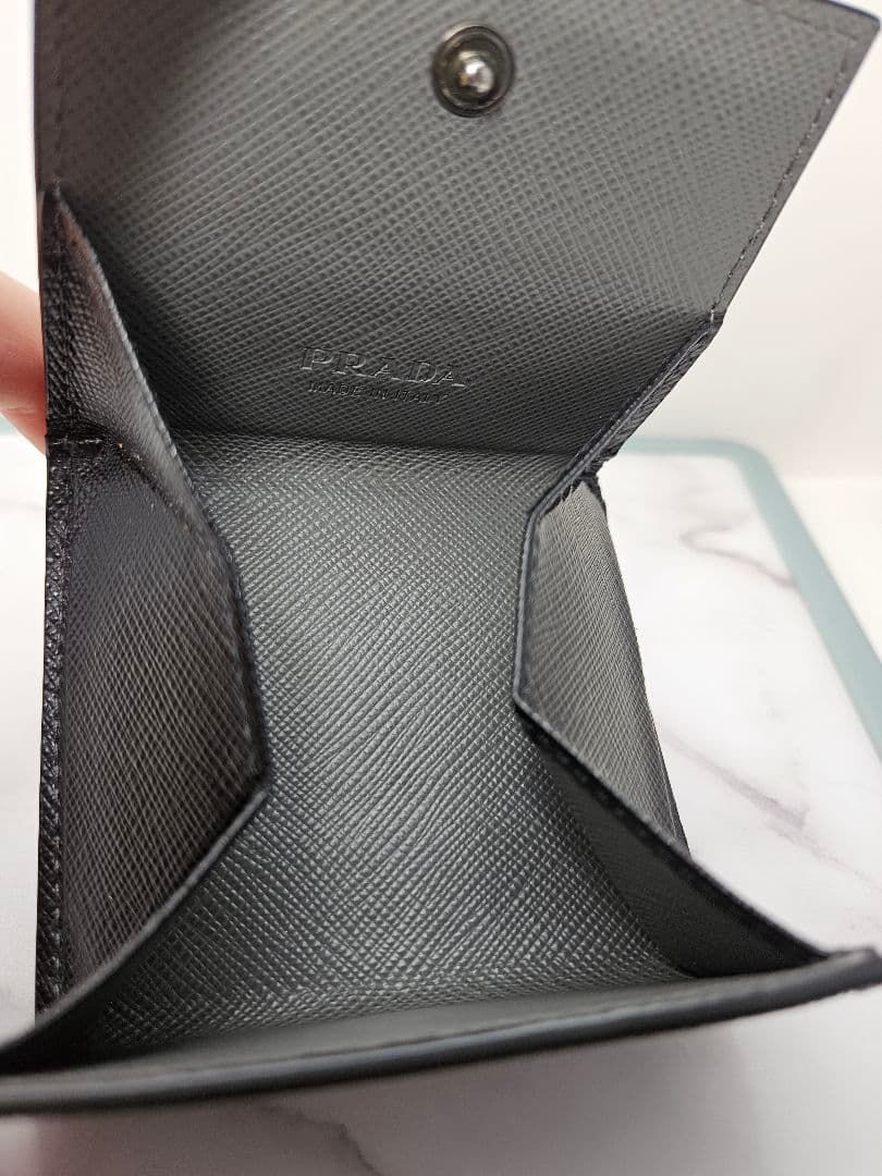 PRADA プラダ サフィアーノレザー ケース ブラック