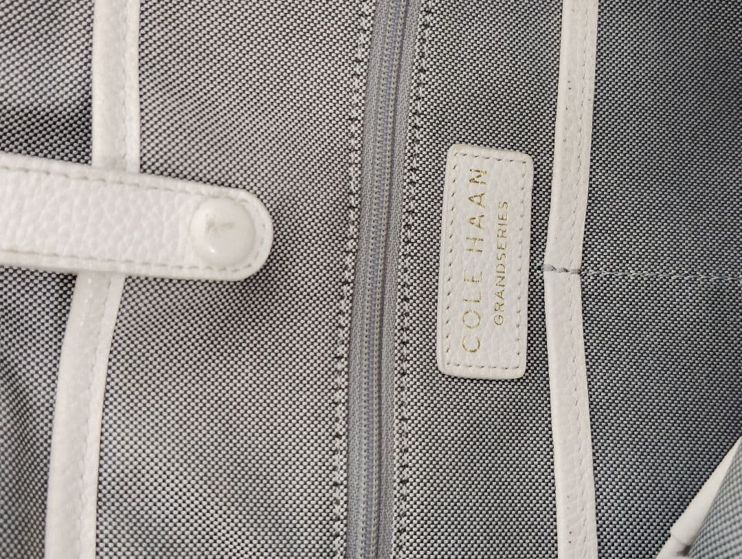 大幅値下げ！美品！コールハン パイソン柄 本革 バッグ