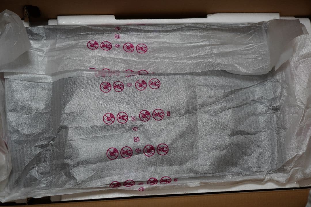 LG ゲーミングモニター UltraGear 31.5インチ/4K/144Hz