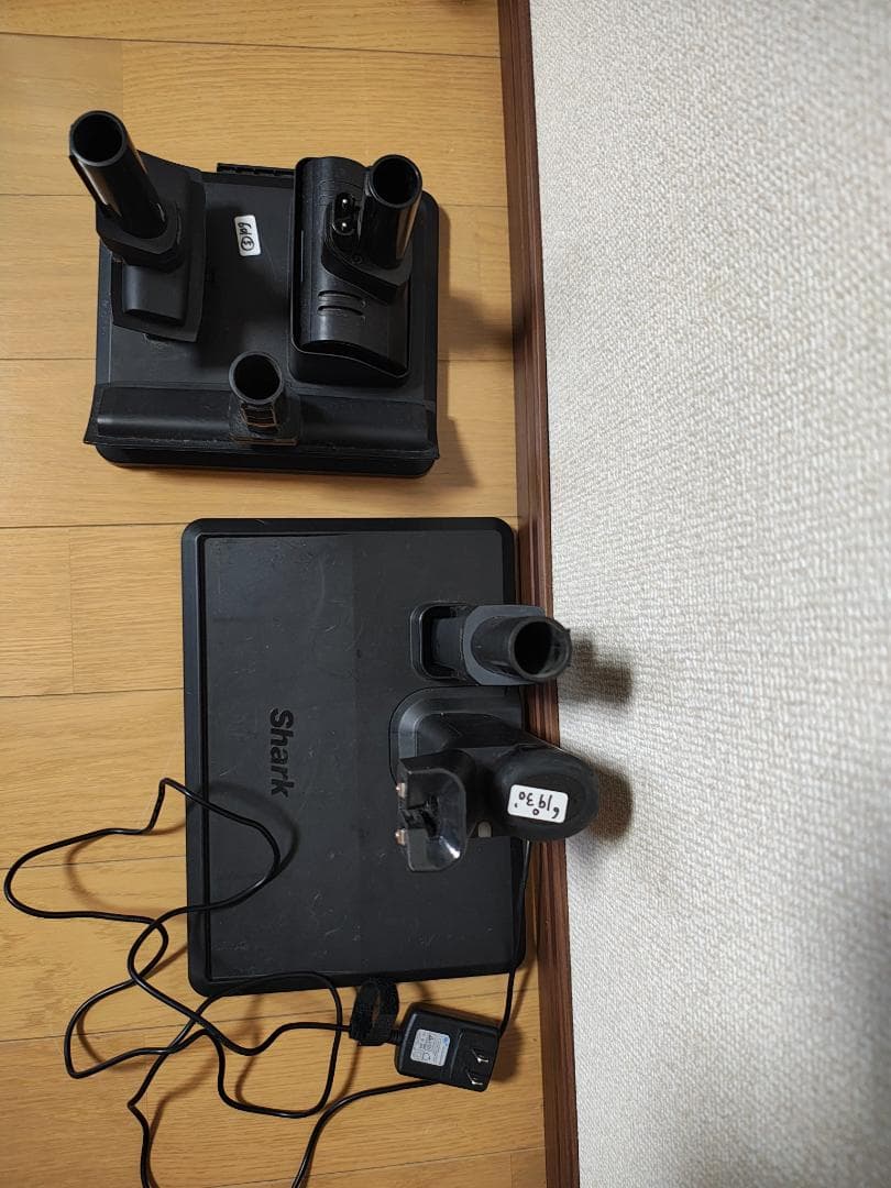 シャーク★コードレスクリーナー★CS601JBK★バッテリー新品と同等★