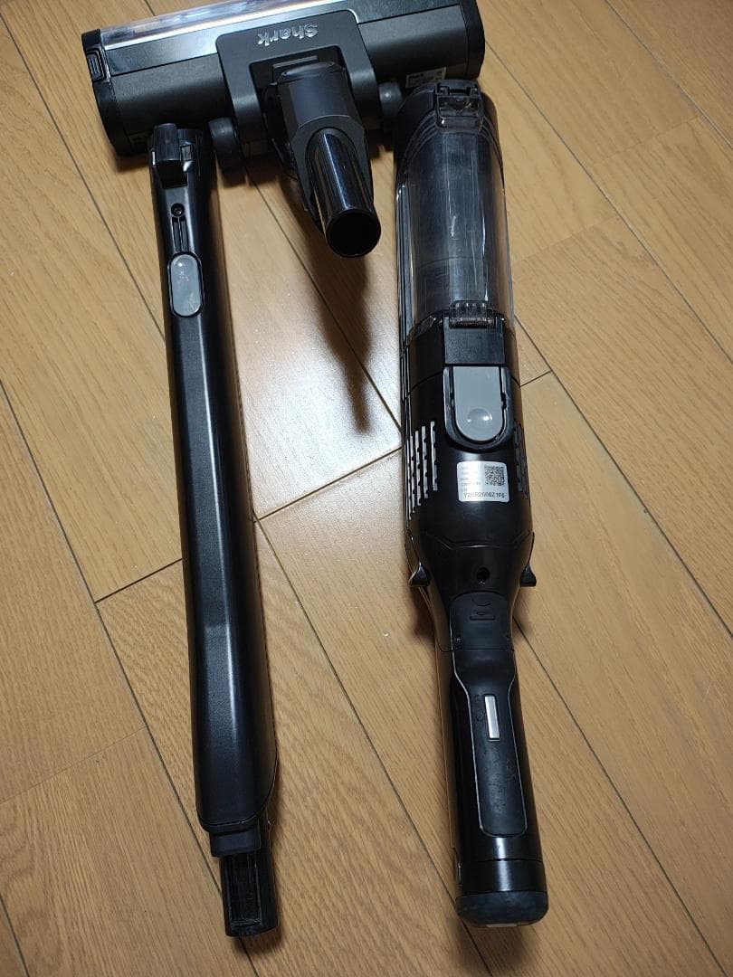 シャーク★コードレスクリーナー★CS601JBK★バッテリー新品と同等★