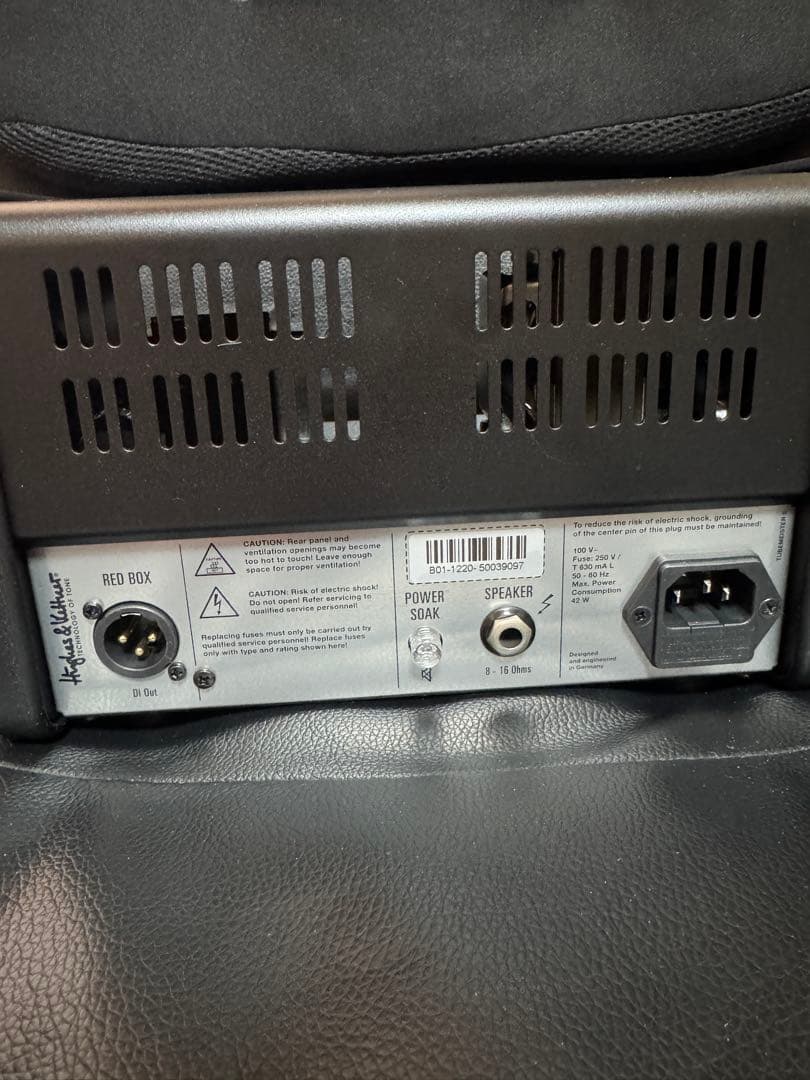 Hughes & Kettner TubeMeister5 アンプヘッド