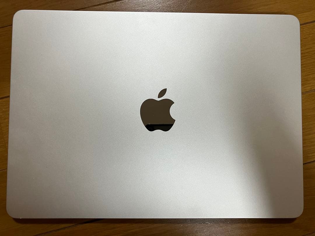 【美品】MacBook Air M2（13.6）8GB/256GB付属品完備
