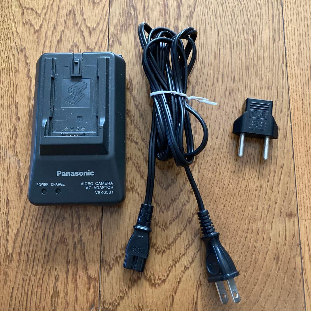 動作確認済 Panasonic ビデオカメラ NV-DB1 付属品多数 シルバー