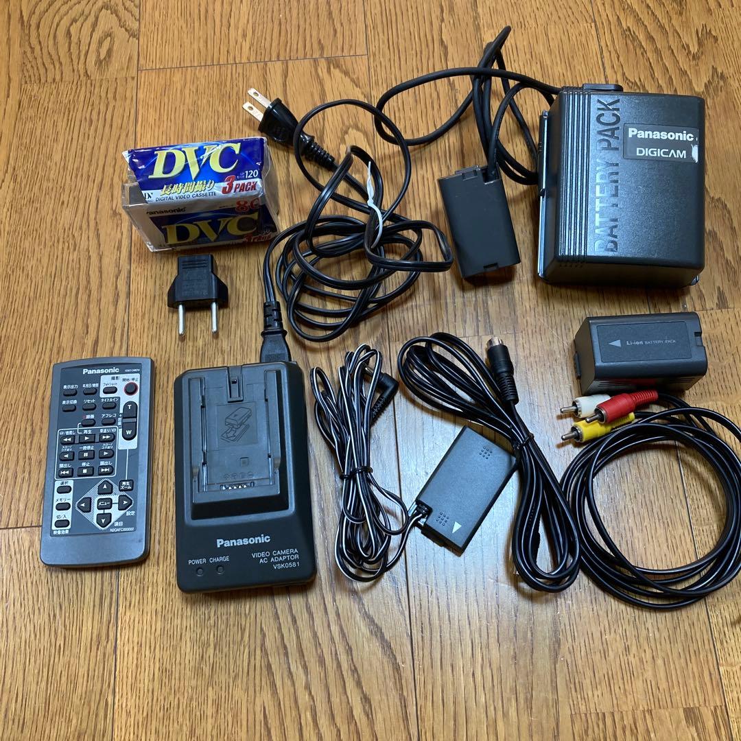 動作確認済 Panasonic ビデオカメラ NV-DB1 付属品多数 シルバー