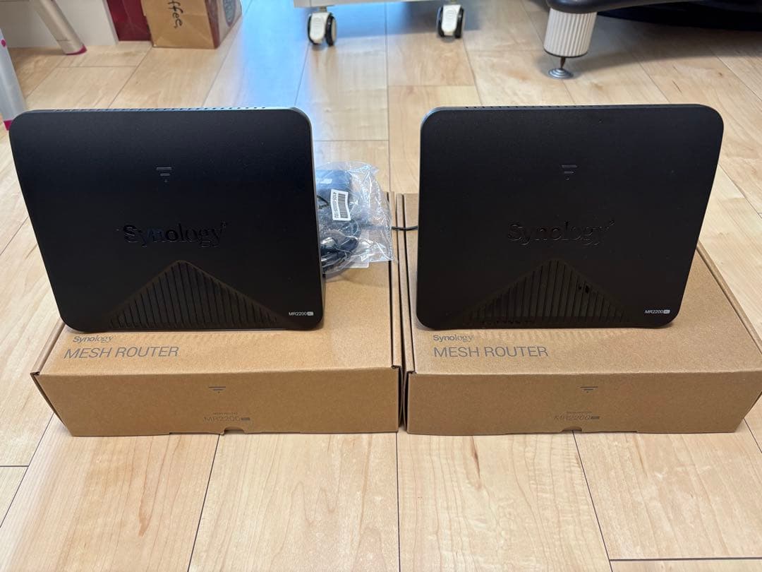Synology MR2200ac メッシュWi-Fiルーター 2台