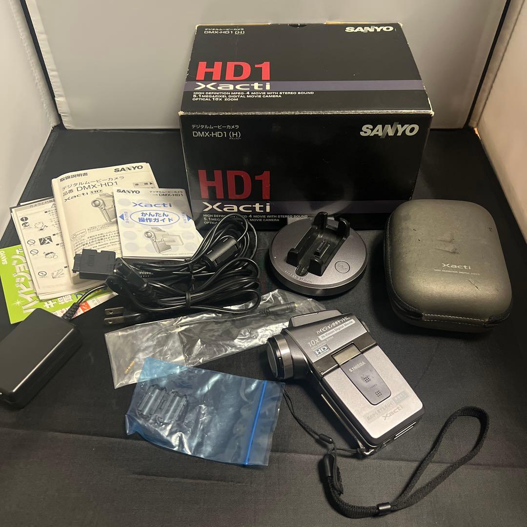 SANYO DMX-HD1 Xacti ビデオカメラ本体セット　ハイビジョン軽量