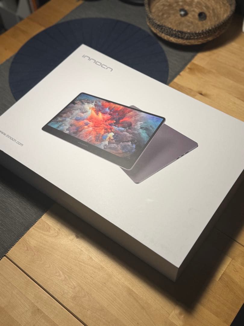innocn 有機ELモバイルモニター 本体