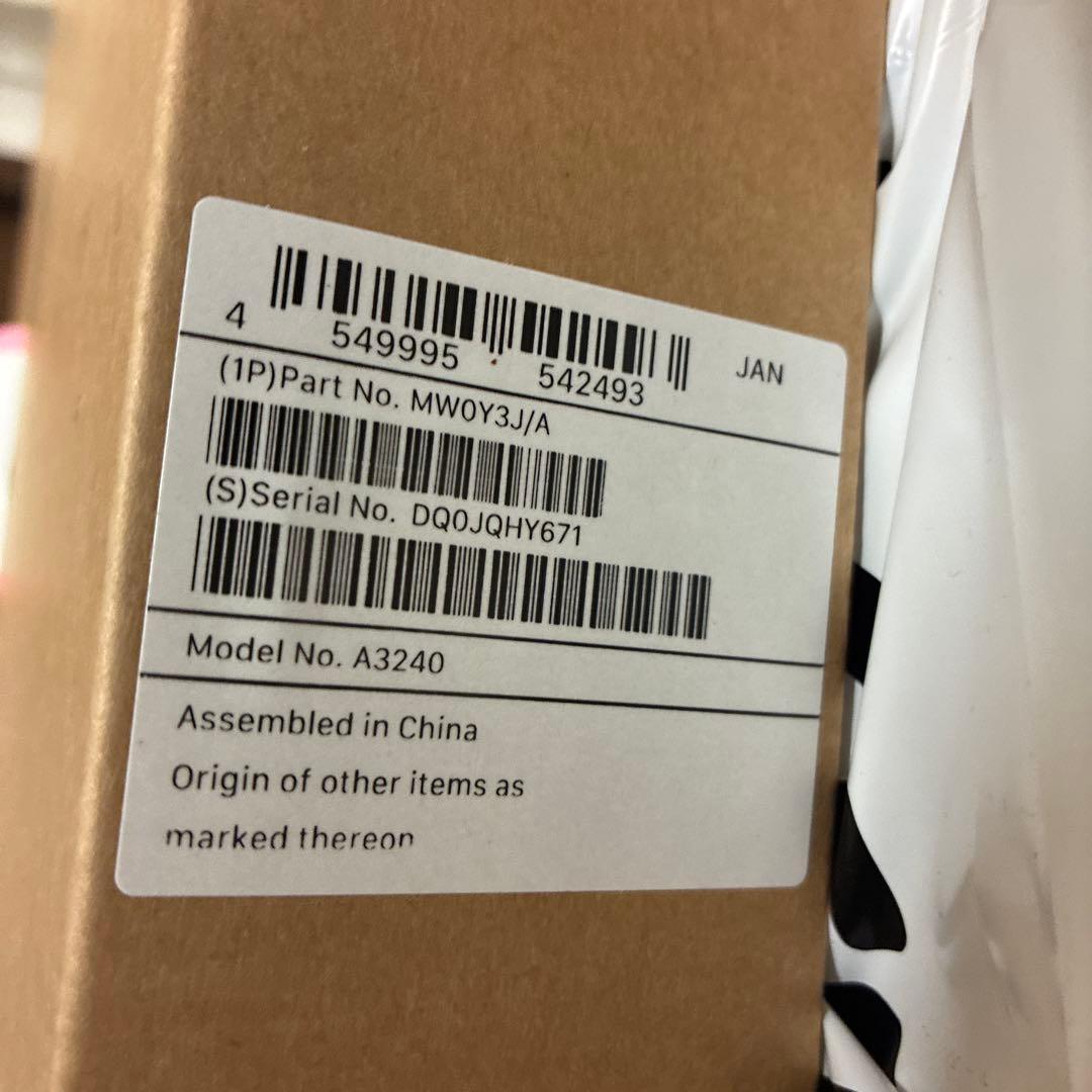 Apple MacBook A3240 本体 新品　未開封