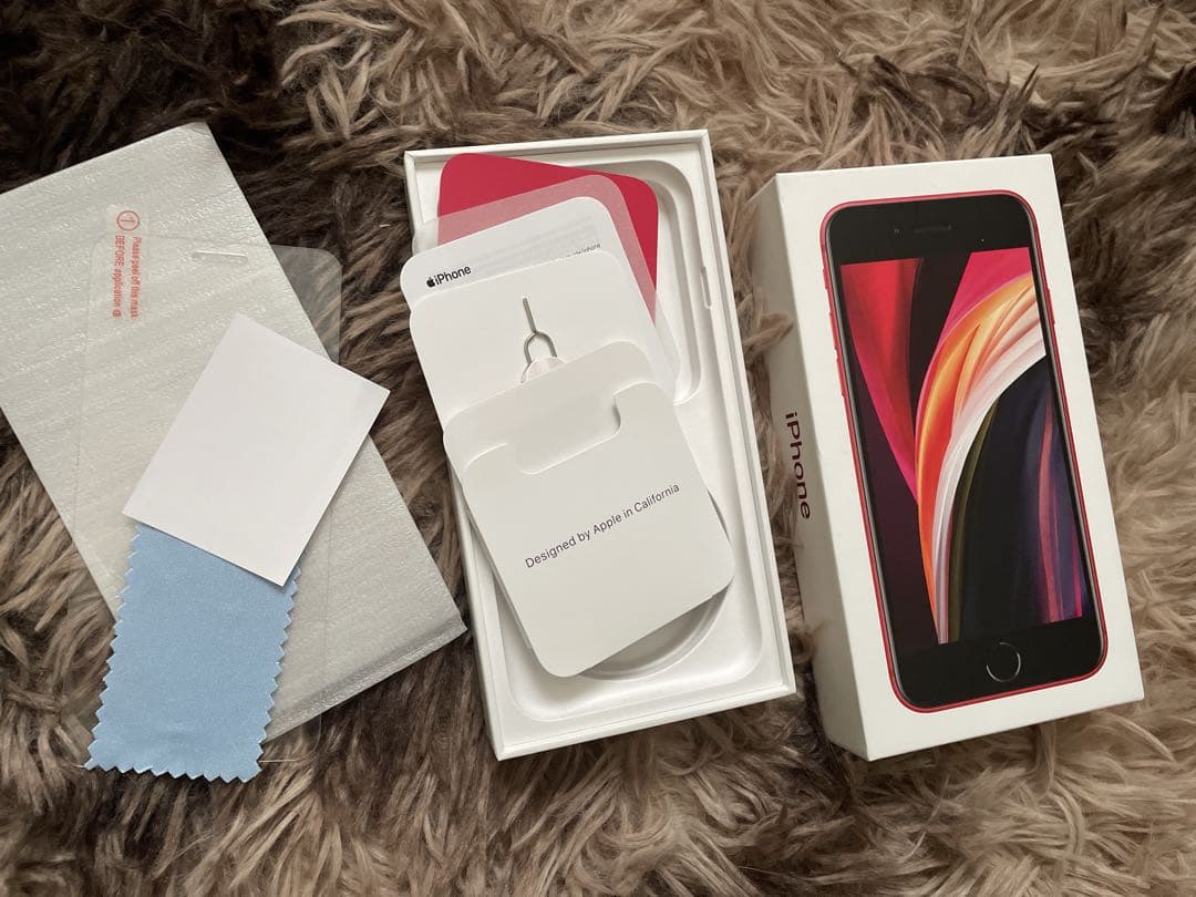 【美品】iPhone SE2product RED128GB