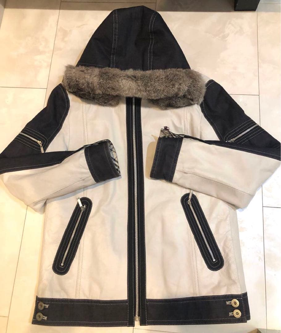 T*A様 バーバリーブラックレーベル　ホワイト羊革レザージャケット