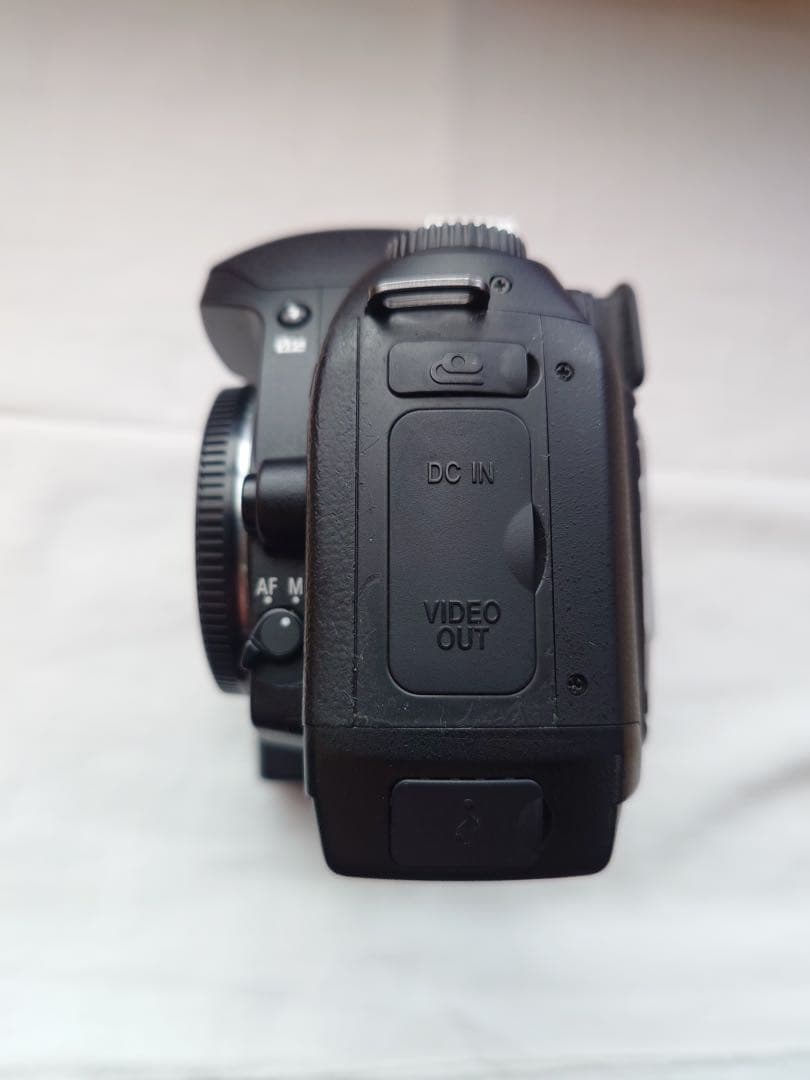 美品　Nikon D70s ボディ　CCDセンサー
