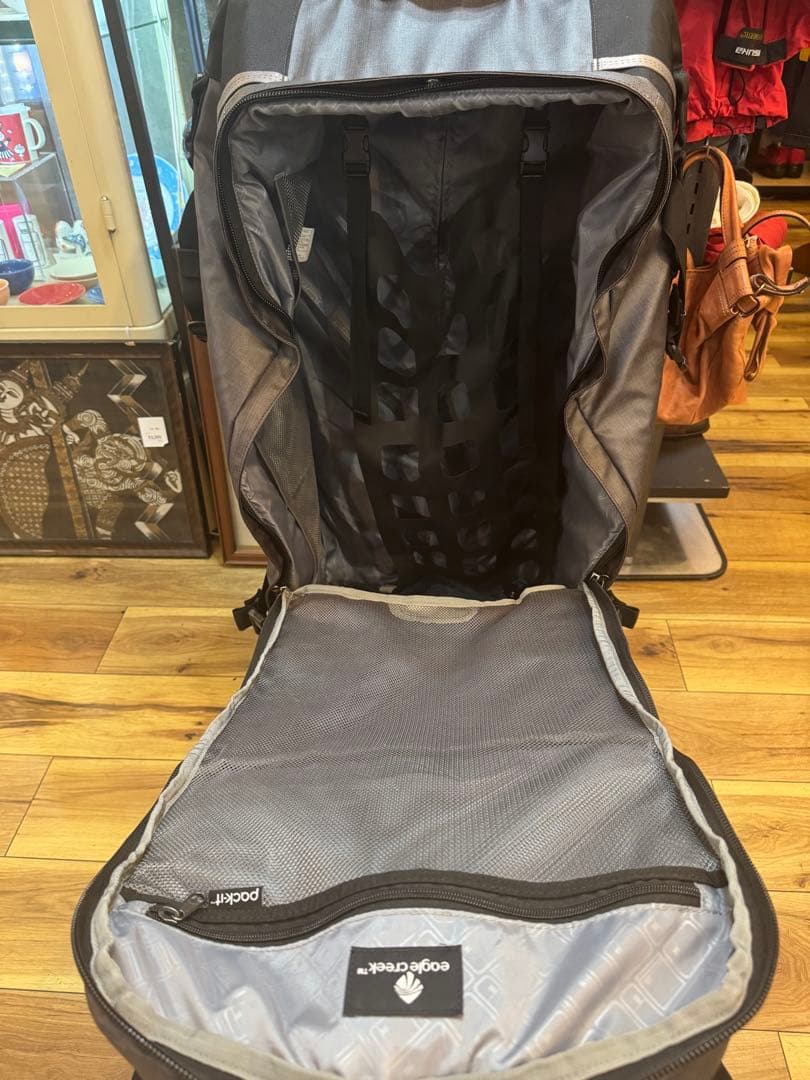 と*ー様 E129◆イーグルクリーク　PRVトランク30　キャリーケース　ブラッ