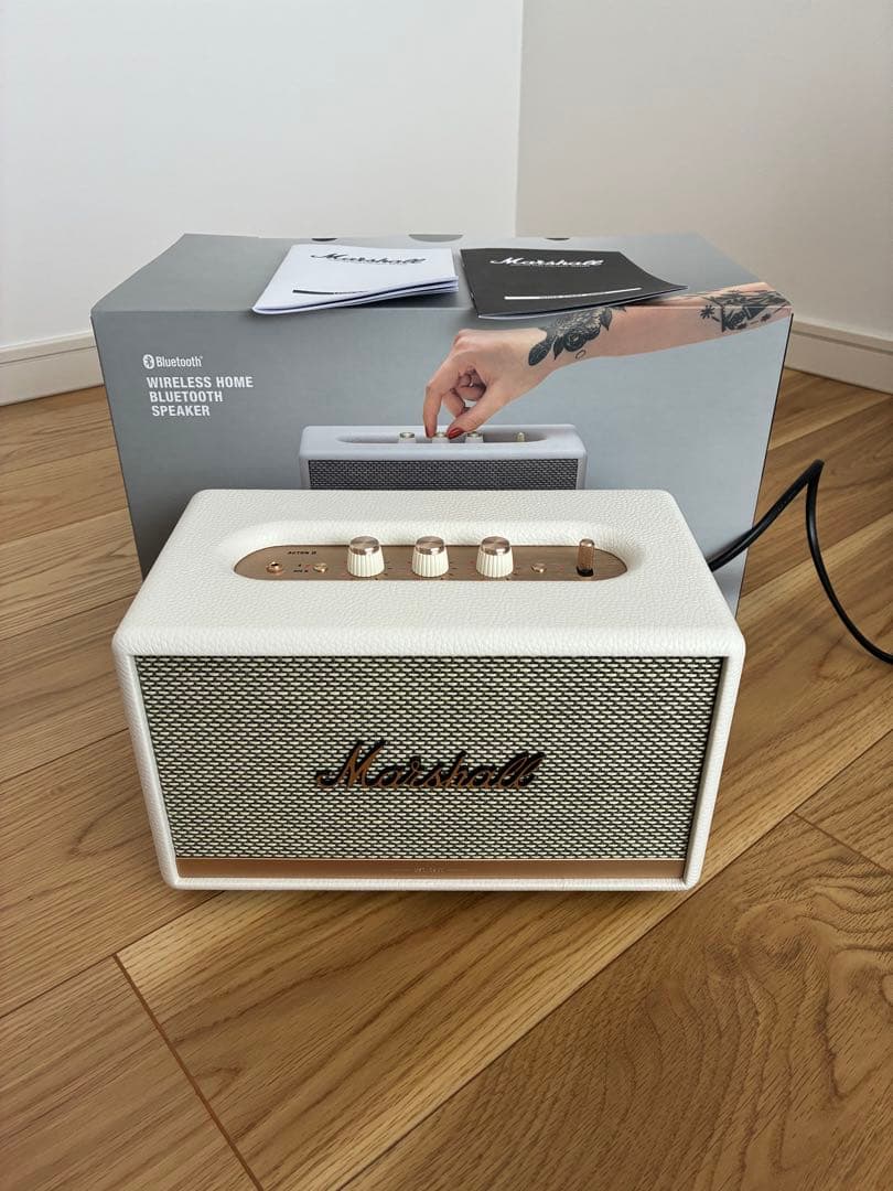 Marshall Action II ホワイト ワイヤレススピーカー