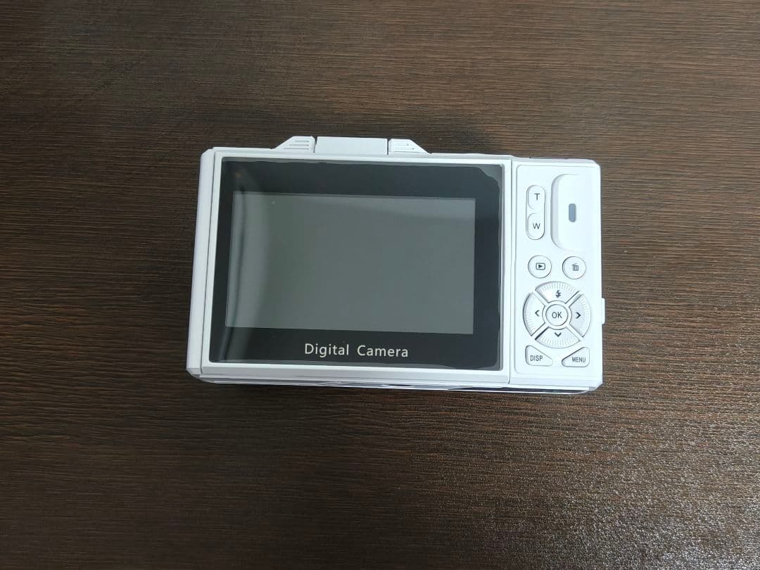 5Kデジタルカメラ 7500万画素 18倍ズーム