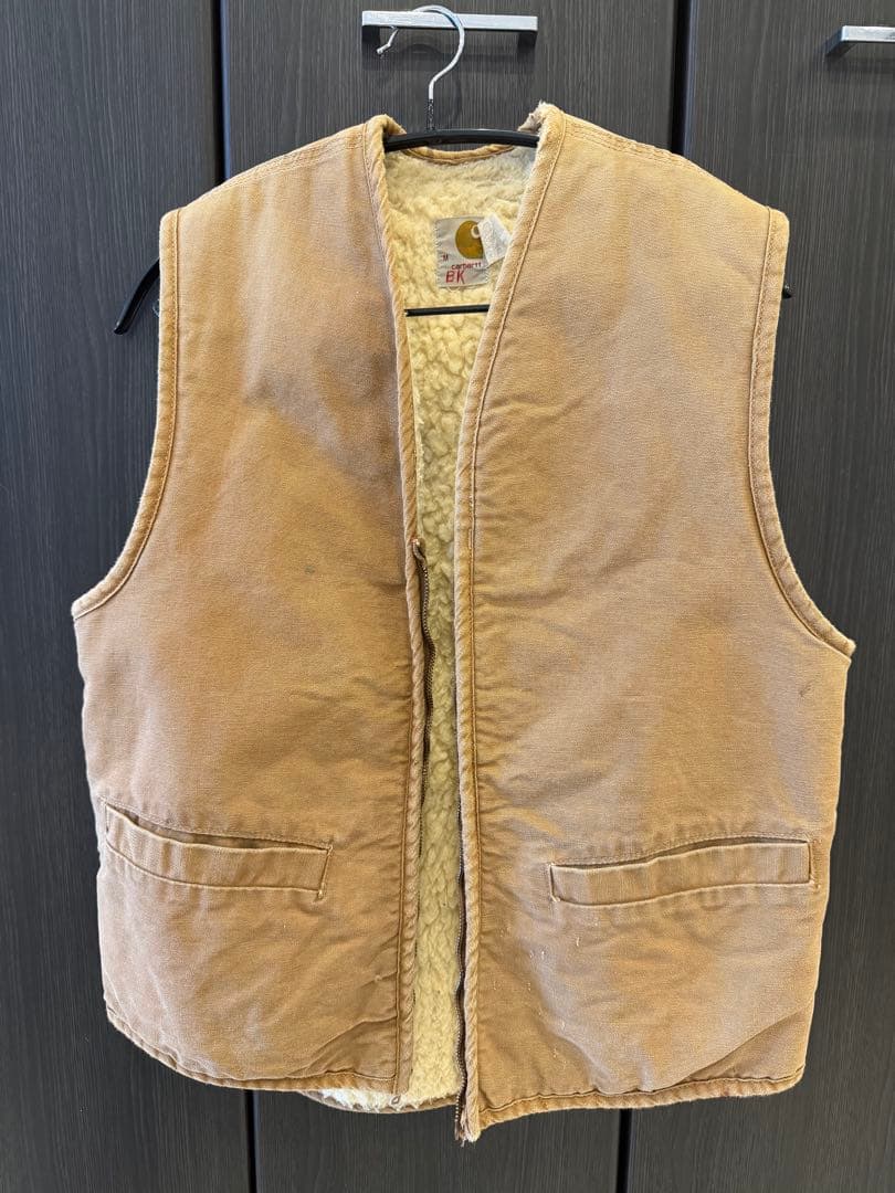 はなや　　carhartt ベスト