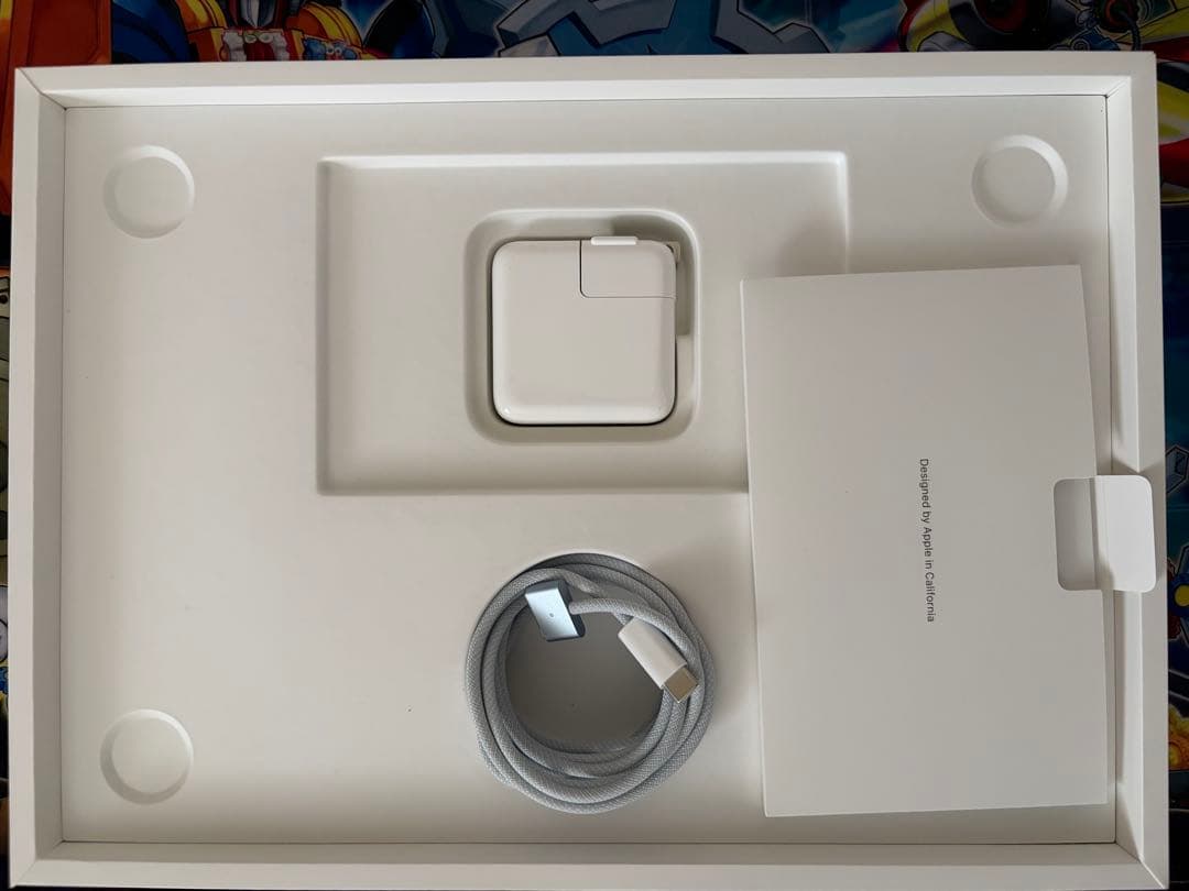 極美品MacBook Air M4 13インチ 16GB/256GB 使用4日