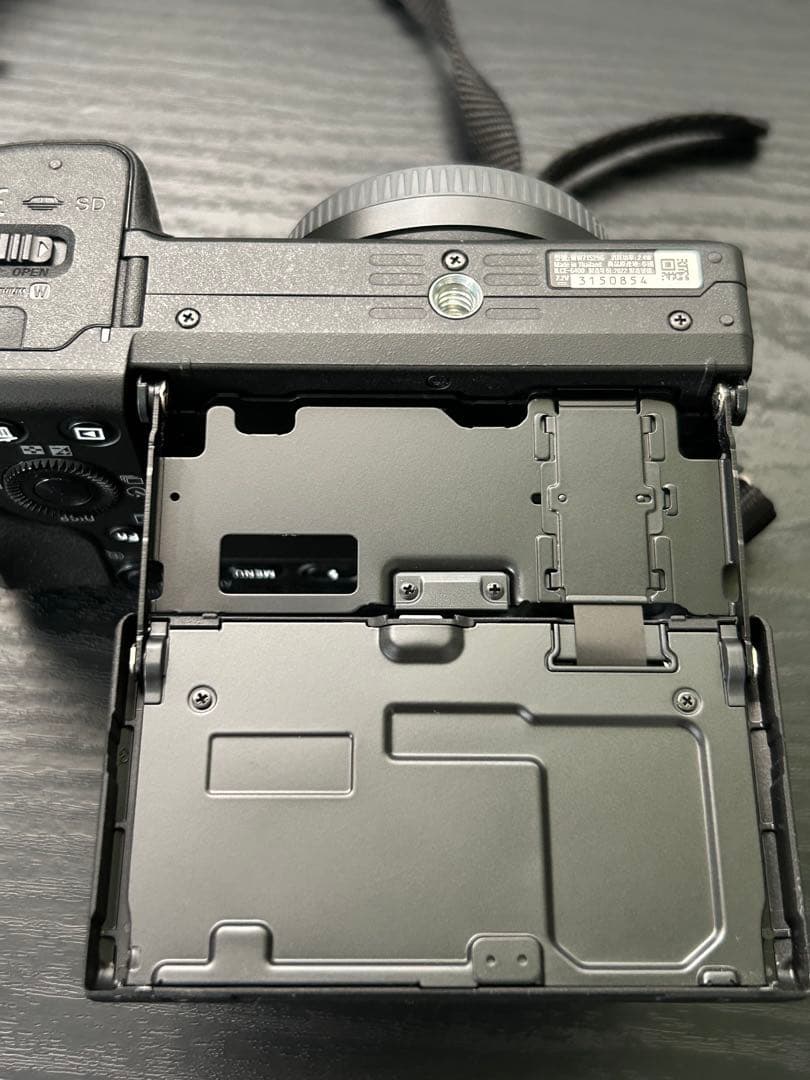 撮影回数1993回　SONY α6400 ボディ本体　Eマウント ミラーレス一眼