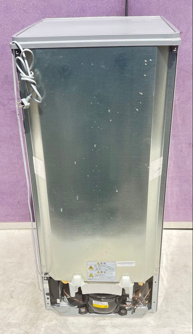Panasonic ノンフロン冷凍冷蔵庫 品番 NR-B143W-S 2010年