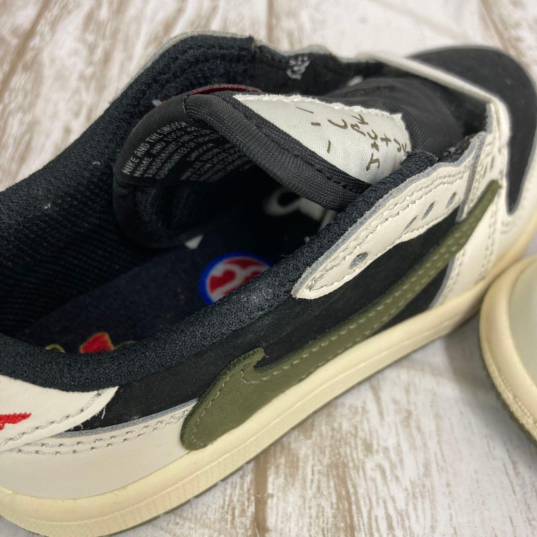 nm-945 トラヴィススコット × NIKE AIR JORDAN1 LOW