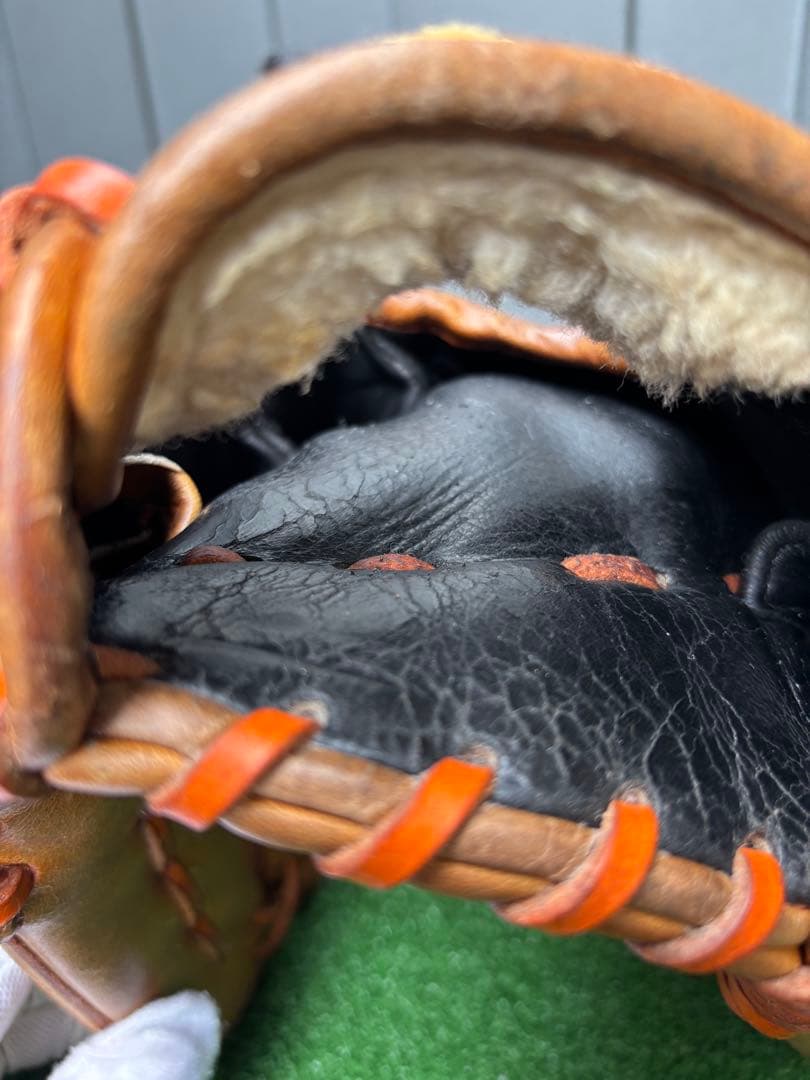 Mizuno Pro軟式オールラウンド用グラブ　オレンジカラー