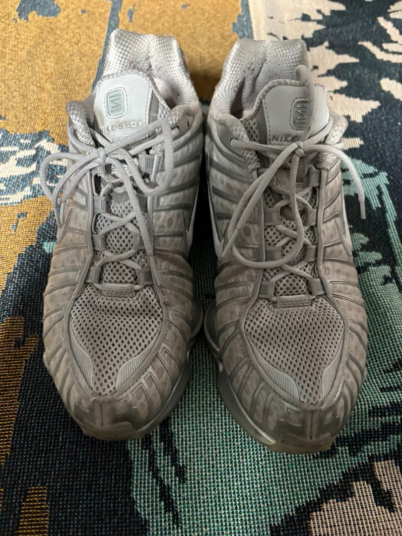 Nike Shox tl シルバー