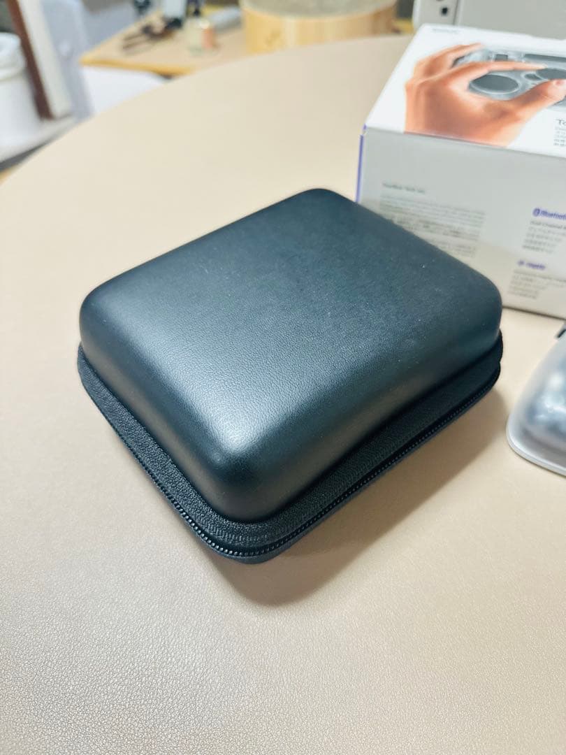 TourBox Elite Plus ケース付き