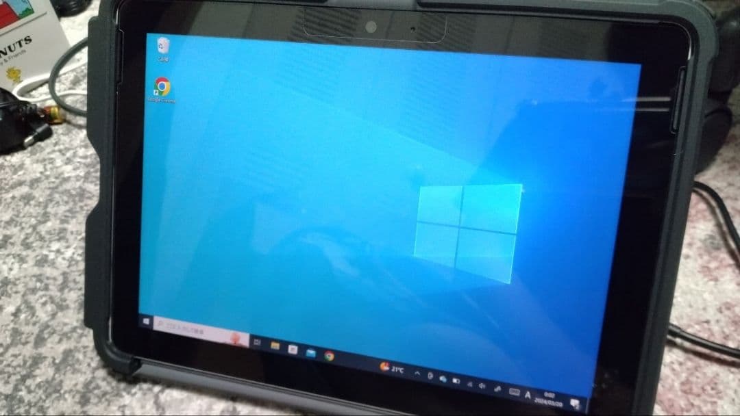 Windowsタブレット本体 surface go / 1.6GHz /4GB/SSD 64GB