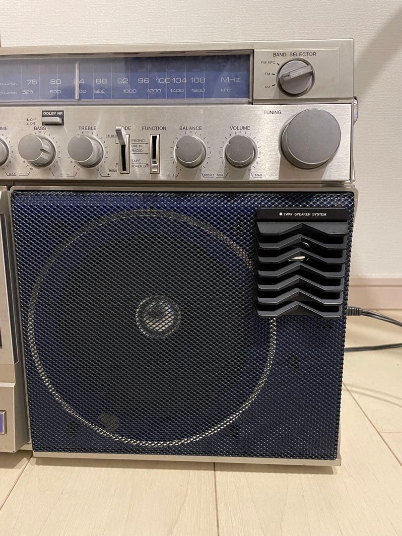 Aiwa J77 ラジカセ カセットプレーヤー