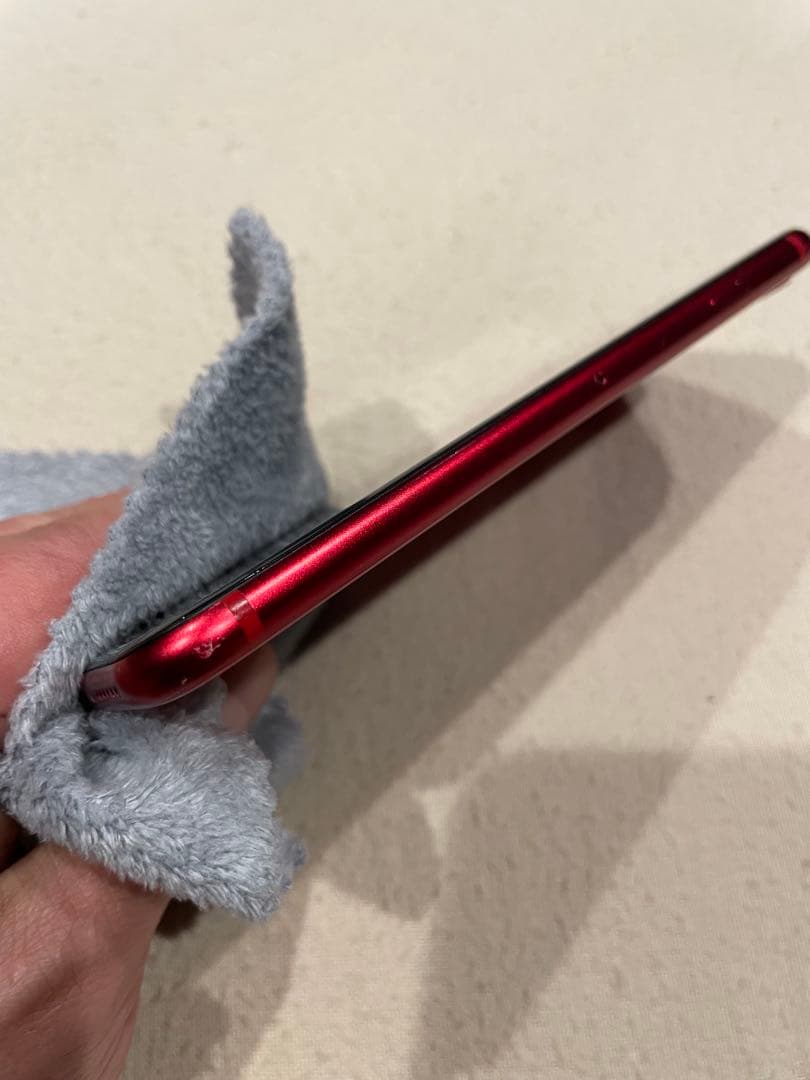 Apple iPhone SE 第2世代128GB 本体のみ バッテリー76%