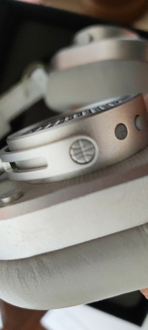 Master & Dynamic MH40 ワイヤレスヘッドホン