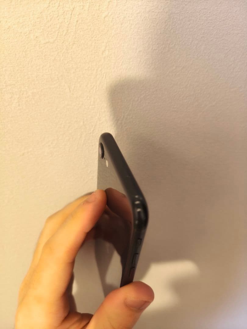 Apple iPhone SE第2世代 64GB