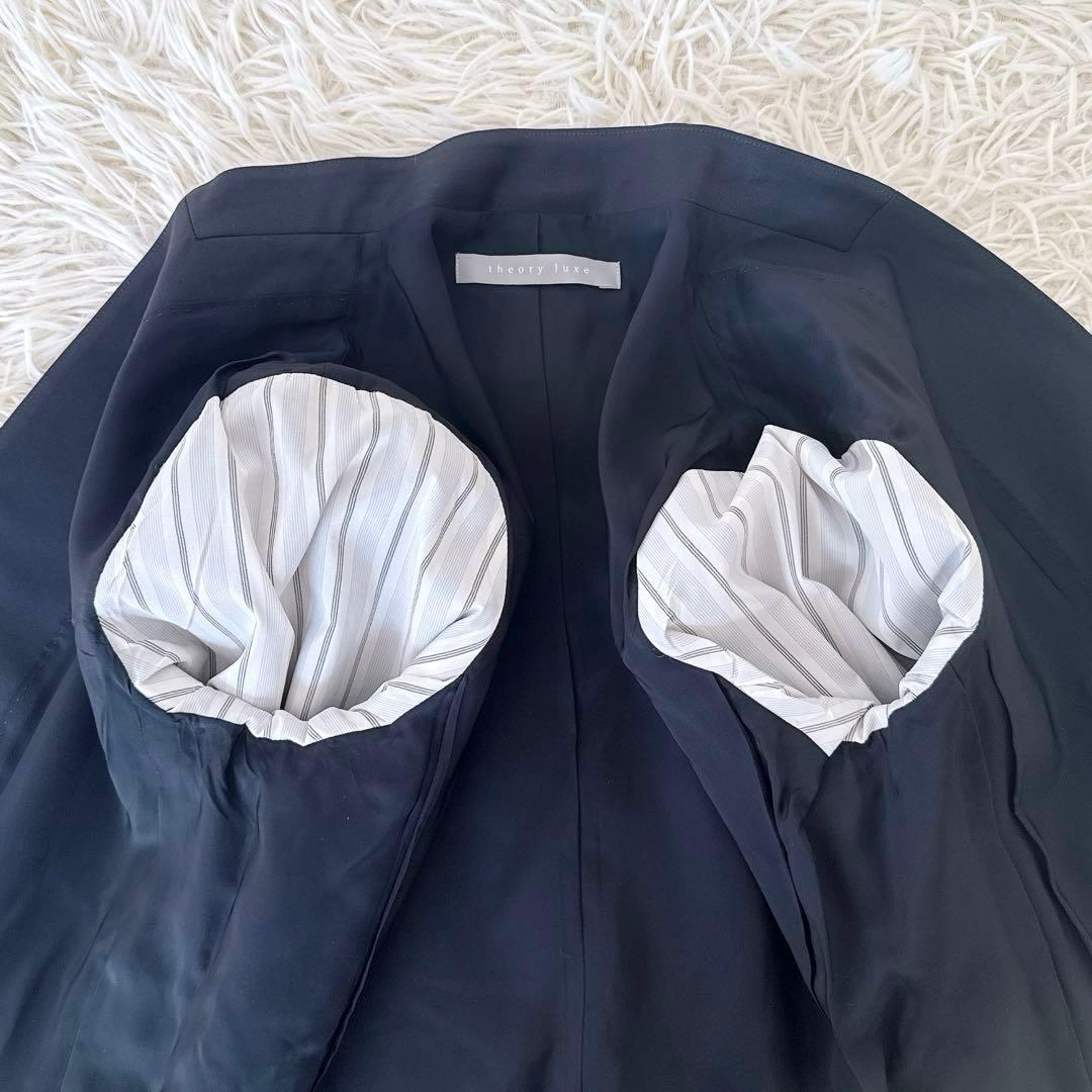 美品✨セオリーリュクス EXECUTIVE ノーカラー パンツスーツ 紺 M〜L
