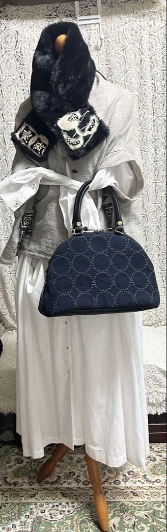 51205A ミナペルホネンハンドメイドブガッティLサイズ