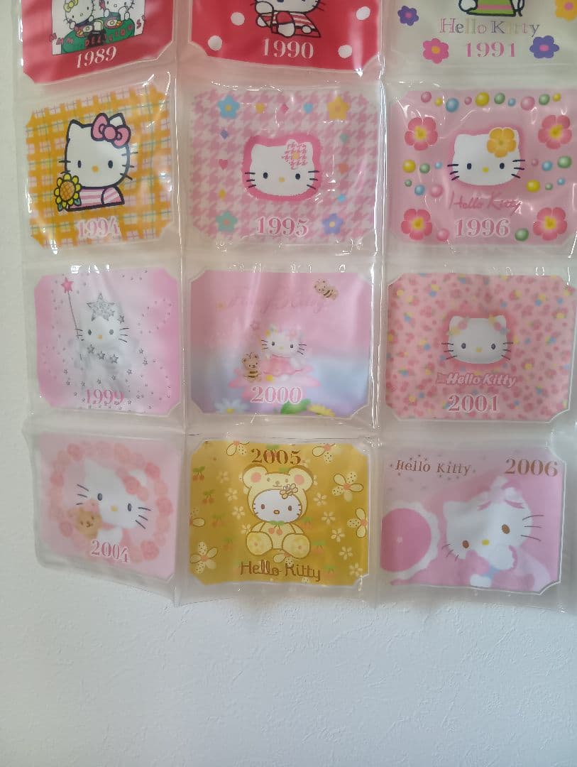 ハローキティ 35周年記念 ウォールポケット 35ポケット